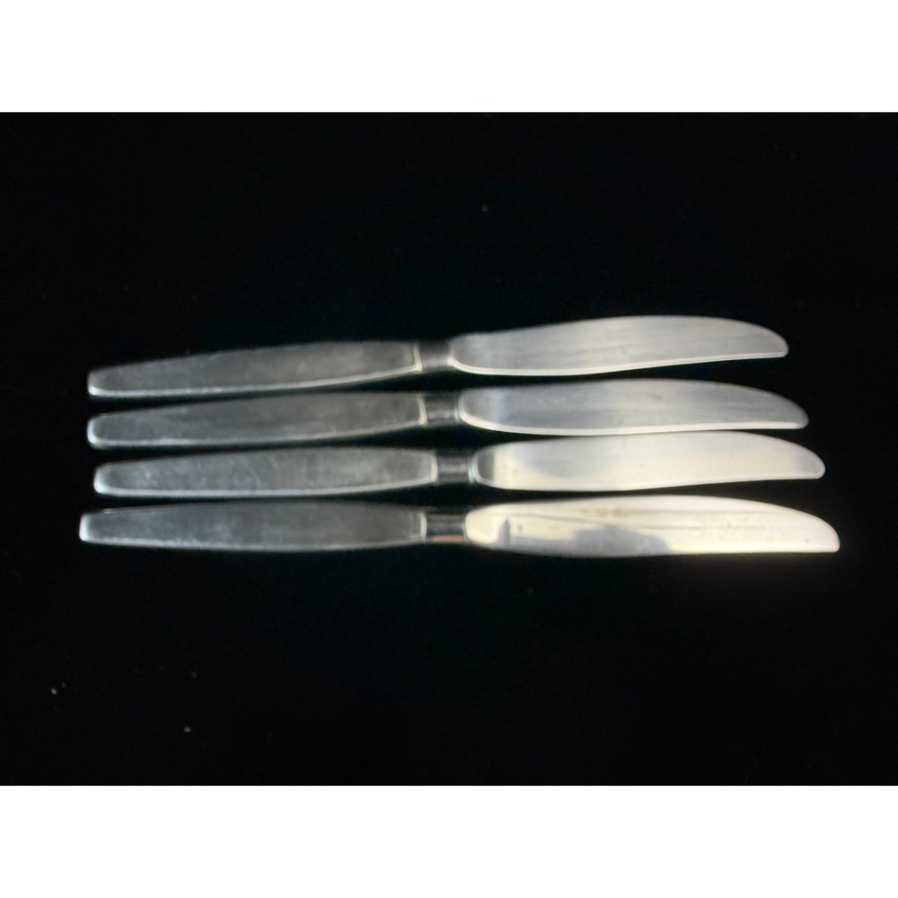 Vintage Frost Fire Community Stainless Steel Butter Knives by Oneida - Set of 4 - Picture 2 of 2